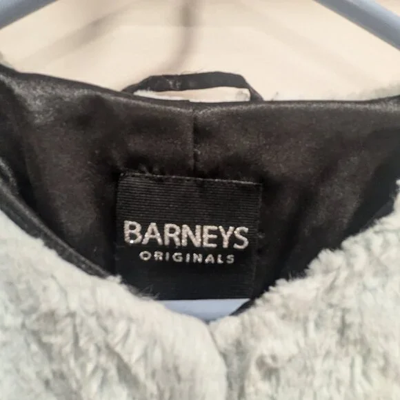 Barney's Trench Coat - Picture 2 of 5